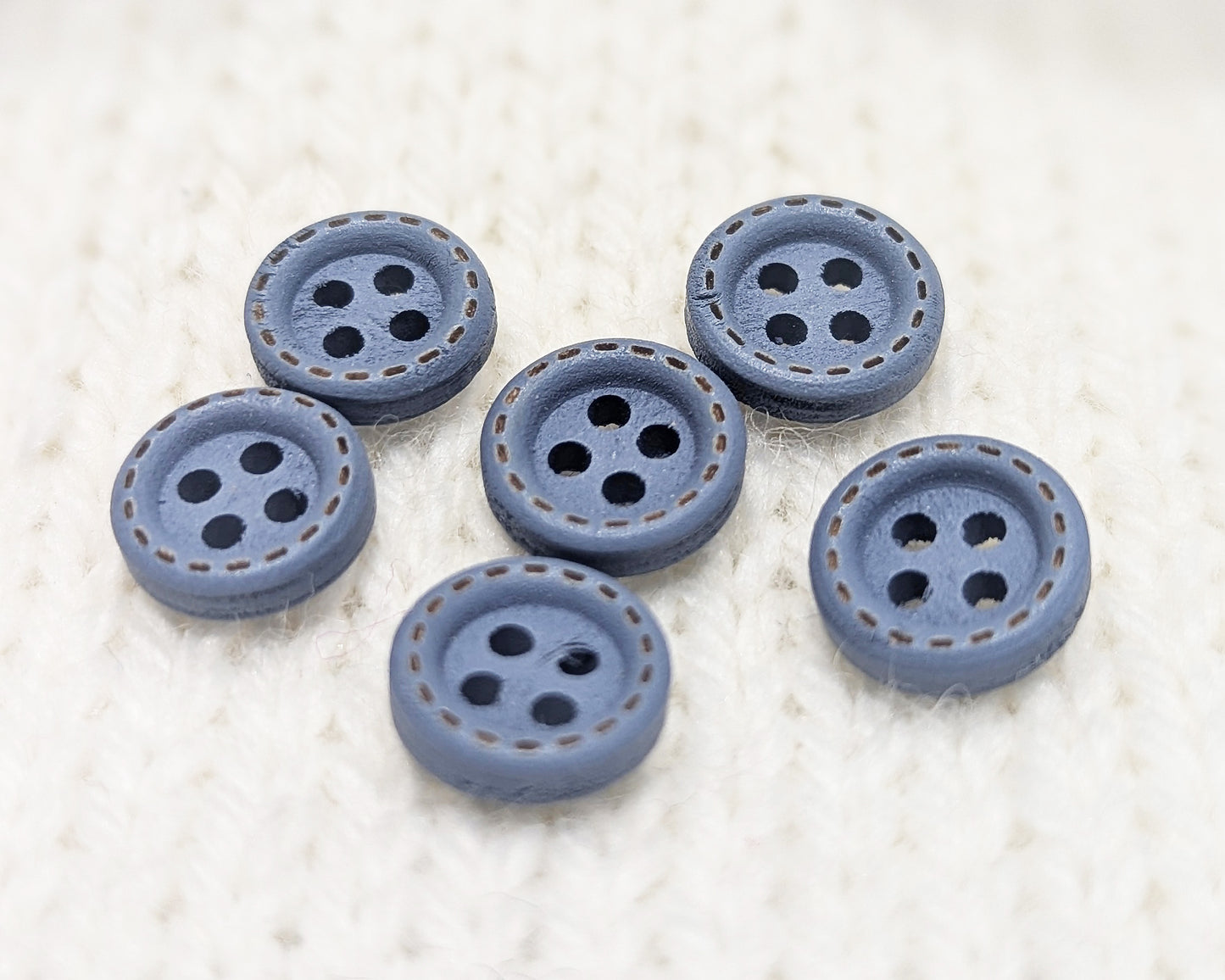 Bouton de bois à 4 trous (10mm)